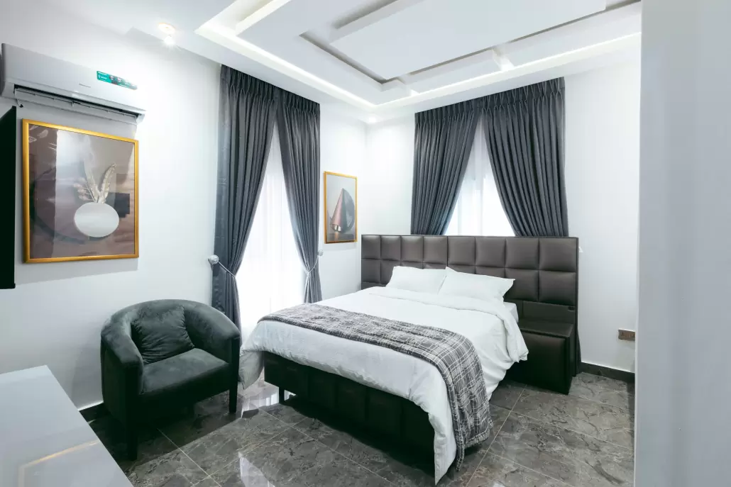 Studio Deluxe I